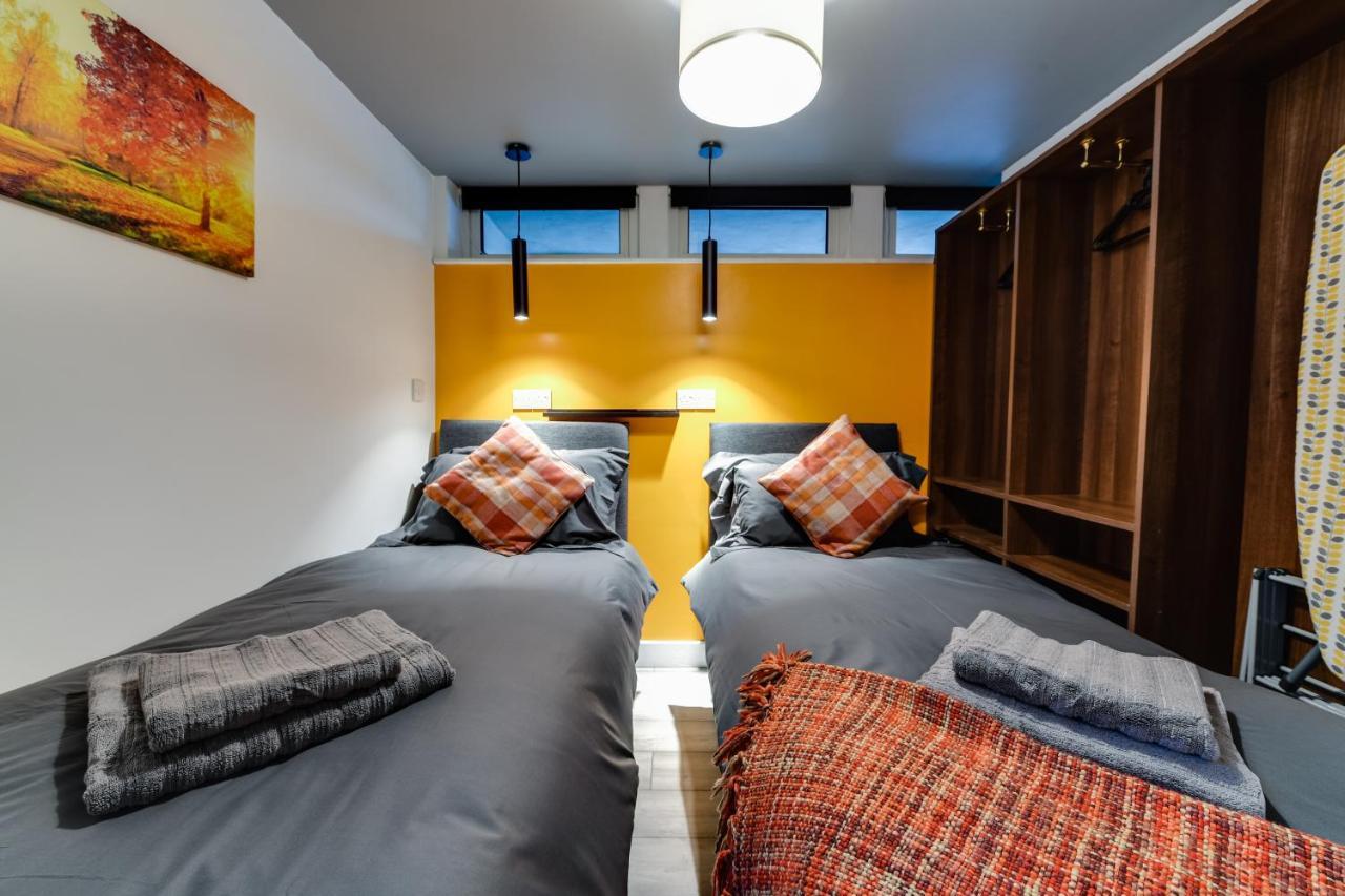 1 Bedroom Swinley Apartment L Free Parking L Wigan Royal Infirmary L Haigh Hall L Central Location 外观 照片
